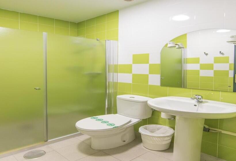 共用房间的床, Albergue Inturjoven Punta Umbría