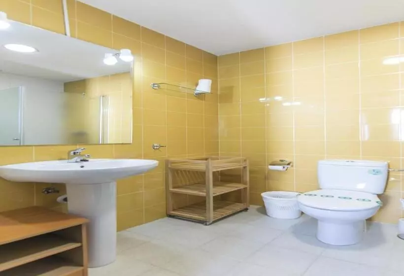 اتاق استاندارد چهار تخته, Albergue Inturjoven Punta Umbría