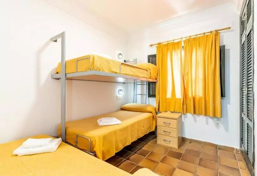 اتاق استاندارد سه نفره, Albergue Inturjoven Punta Umbría