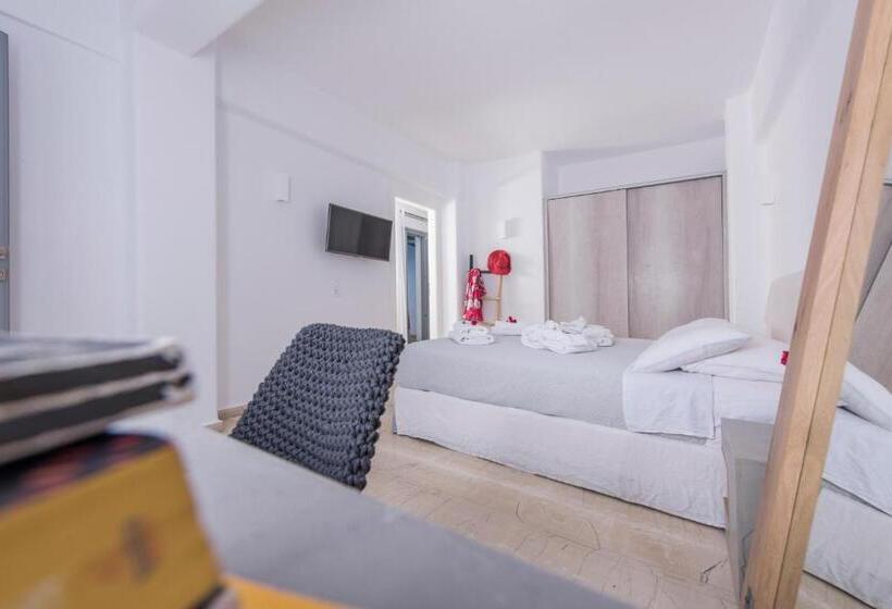 جناح عائلي, Blue Waves Suites & Apartments