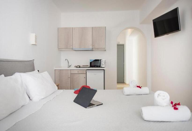 جناح ديلوكس, Blue Waves Suites & Apartments