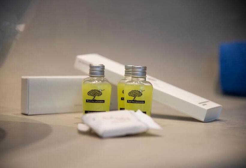 جناح ديلوكس, Blue Waves Suites & Apartments