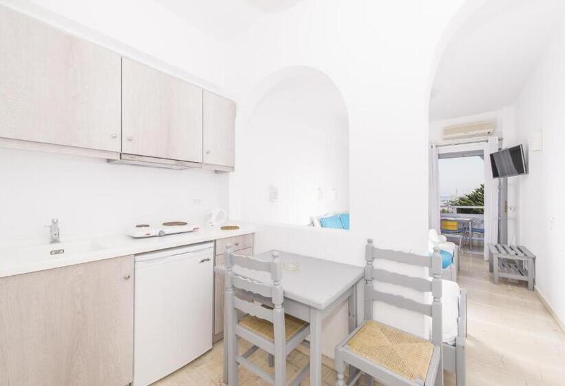 Апартаменты 1 Спальня, Blue Waves Suites & Apartments