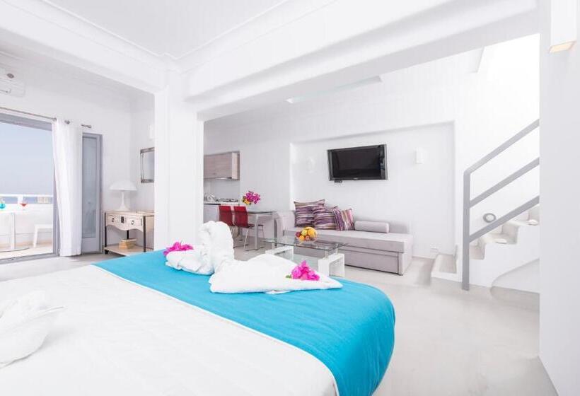 Люкс Вид на Море, Blue Waves Suites & Apartments
