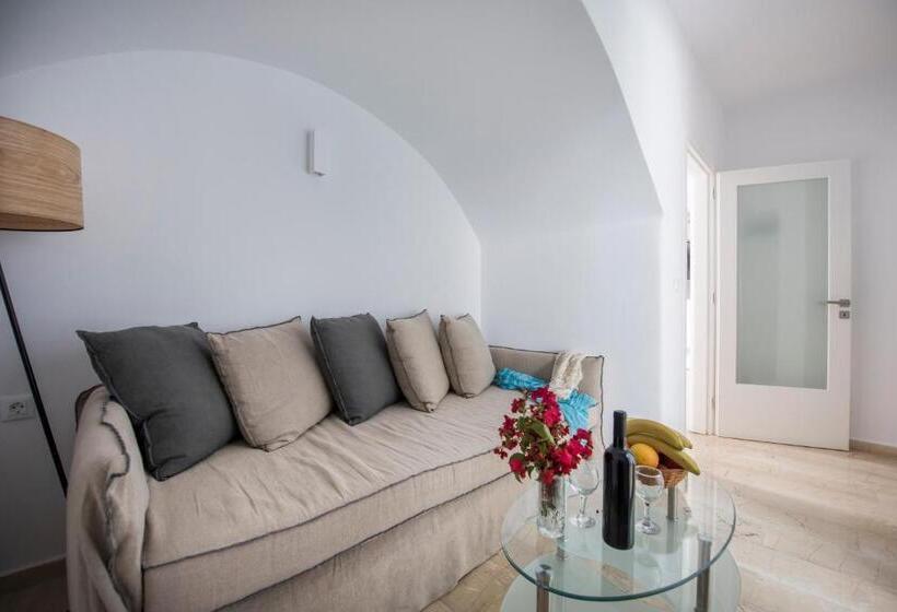 جناح عائلي, Blue Waves Suites & Apartments