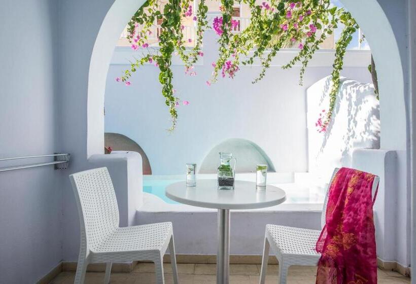 جناح عائلي, Blue Waves Suites & Apartments