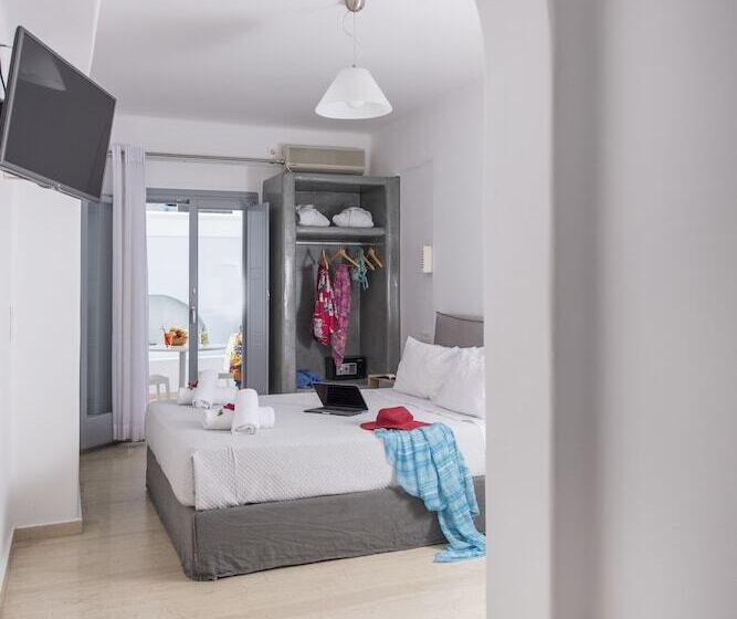 جناح ديلوكس, Blue Waves Suites & Apartments