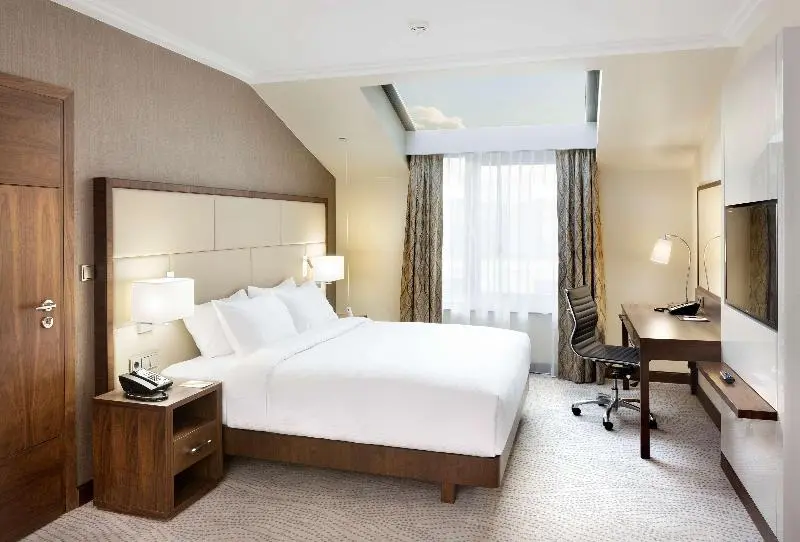اتاق استاندارد با تخت بزرگ برای معلولان, Doubletree By Hilton Hotel & Conference Centre Warsaw