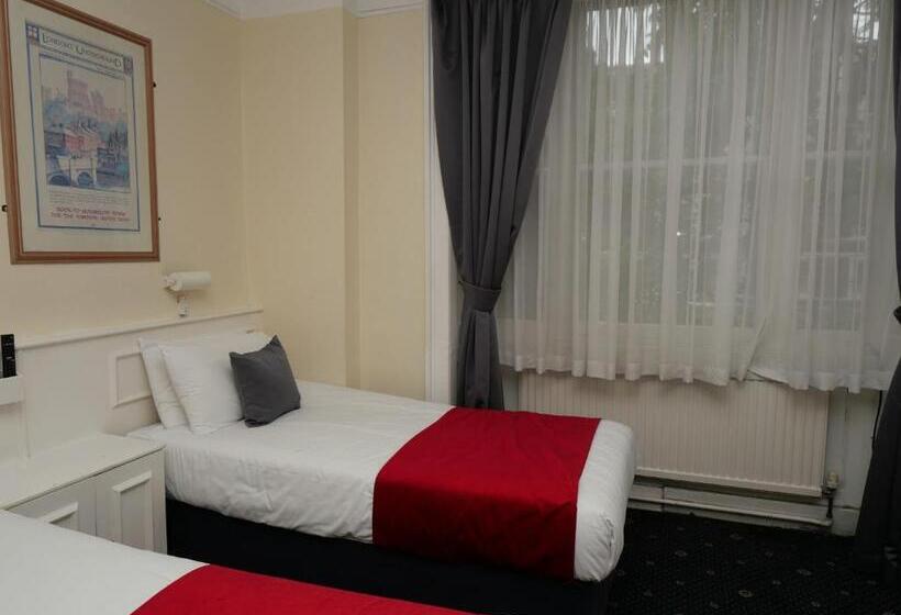 غرفة قياسية رباعية حمام مشترك, Arran House