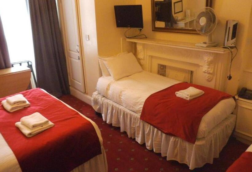 غرفة قياسية ثلاثية, Arran House