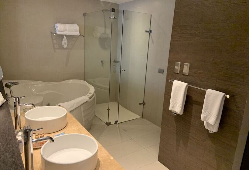 سوئیت پریمیوم, Arawi Miraflores Prime