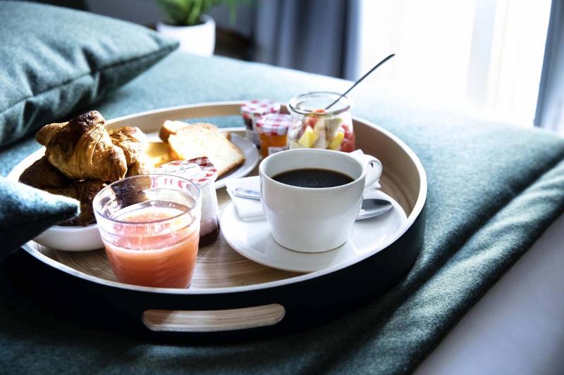 اتاق لوکس سه تخته, Arawi Miraflores Prime