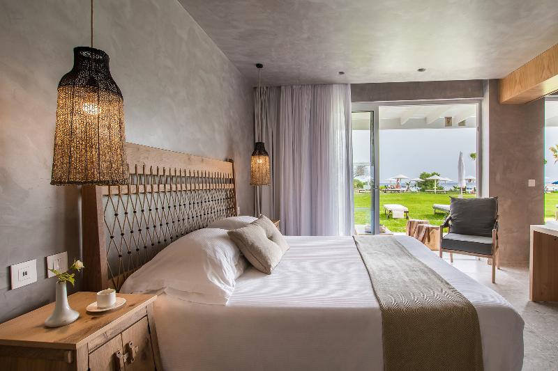 اتاق لوکس, Arawi Miraflores Prime