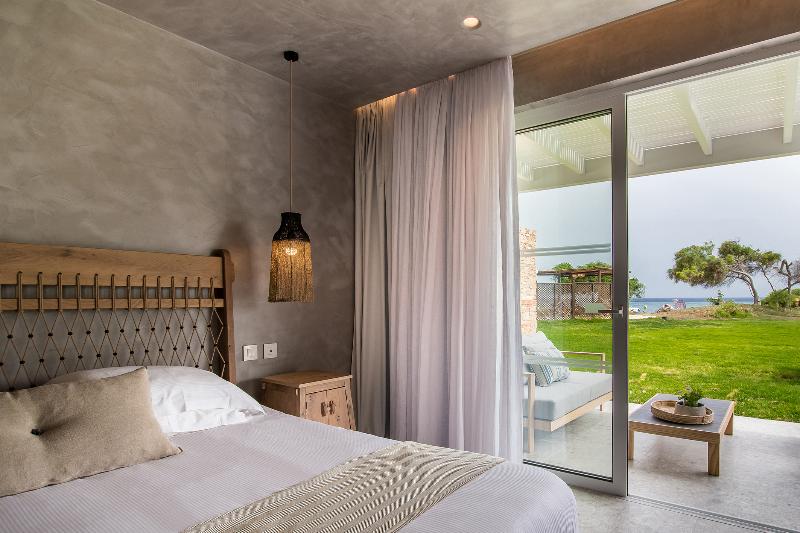 اتاق لوکس, Arawi Miraflores Prime