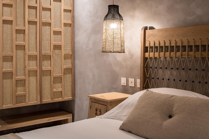 اتاق لوکس, Arawi Miraflores Prime