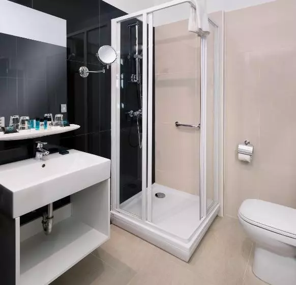 Economy Single Room