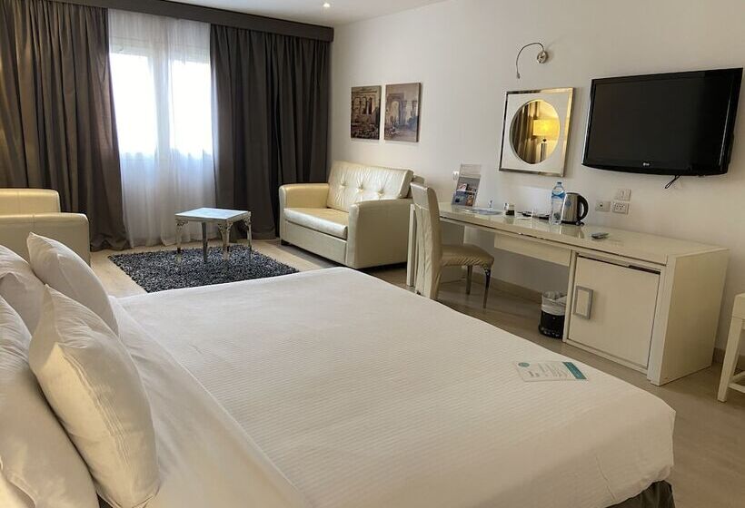 اتاق لوکس, Barcelo Cairo Pyramids