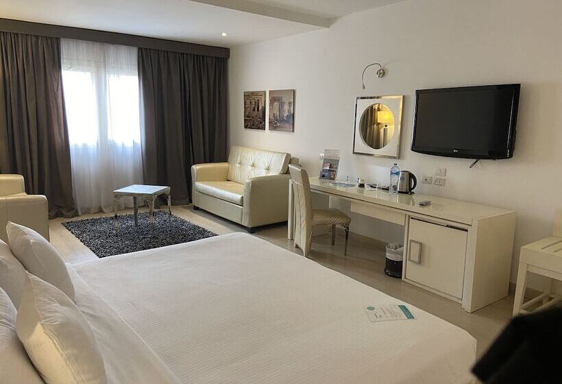 اتاق لوکس, Barcelo Cairo Pyramids