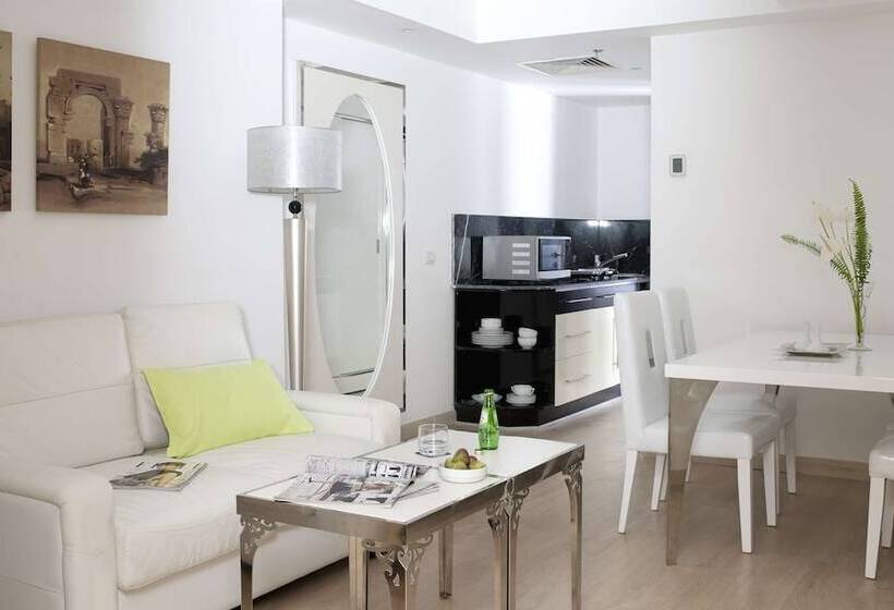 سوییت جونیور لوکس, Barcelo Cairo Pyramids