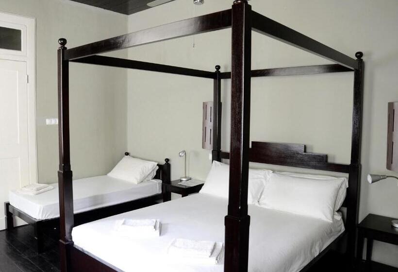 اتاق خانوادگی, Casa Colonial