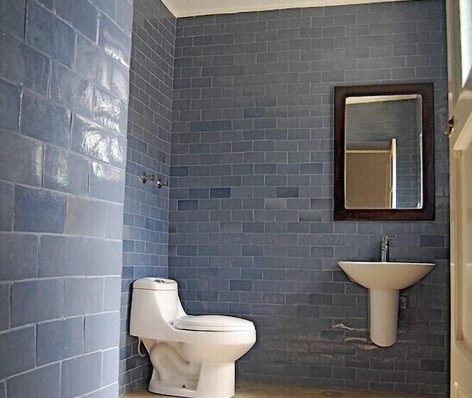 سوییت خانوادگی, Casa Colonial