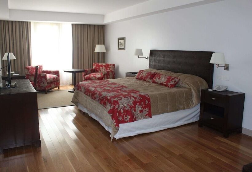 سوییت جونیور, Club Frances