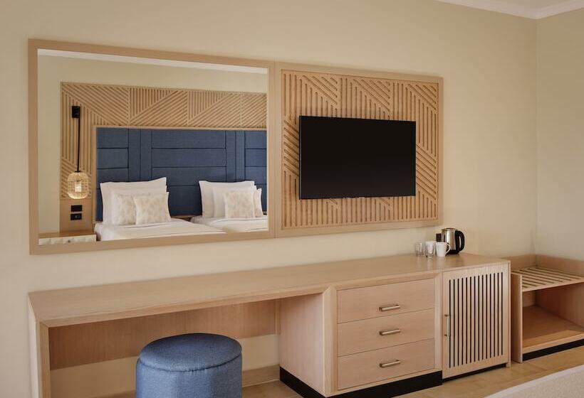 اتاق استاندارد با چشمانداز باغ, Coral Sea Waterworld Sharm El Sheikh