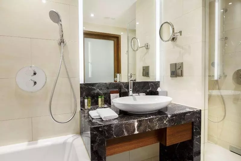 اتاق استاندارد, Doubletree By Hilton Hotel & Conference Centre Warsaw