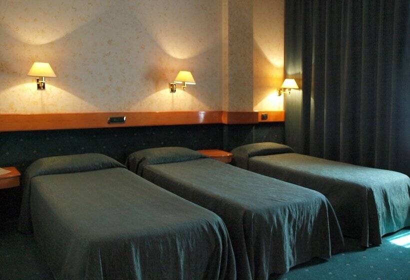 스탠다드 트리플 룸, Euro