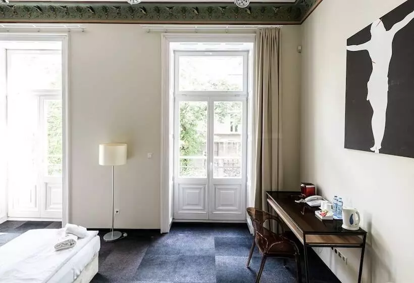 اتاق لوکس, Home Apart