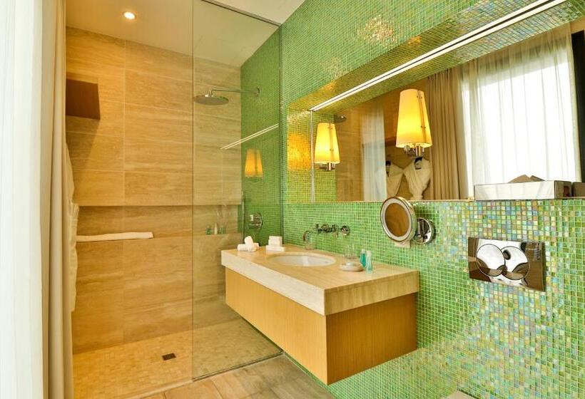 Классический Номер, Hostellerie La Farandole