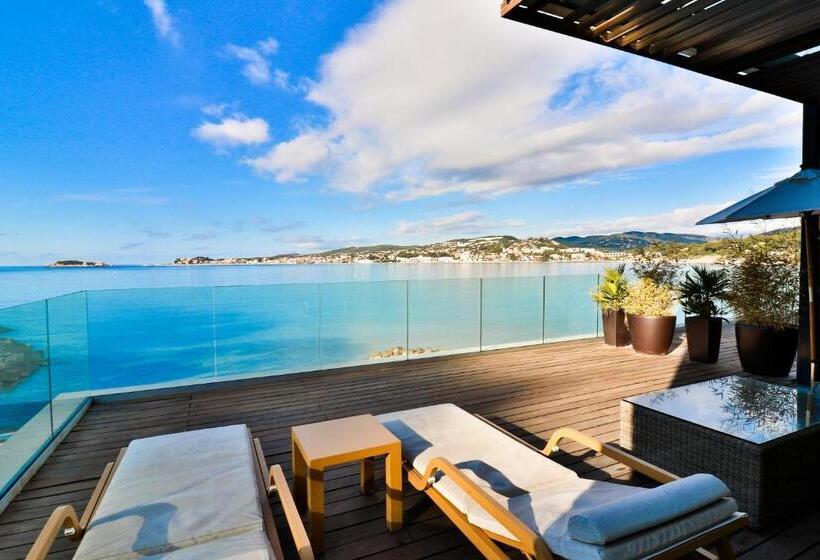 חדר דלוקס נוף לים, Hostellerie La Farandole