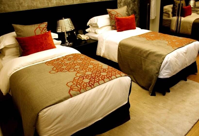 آپارتمان 2 خوابه, Iidl Suites