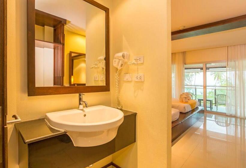 חדר סטנדרט לשלושה, Lanta Pura Beach Resort Sha Extra Plus