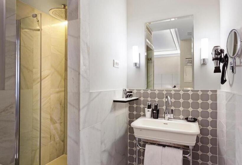 اتاق استاندارد, One Shot Recoletos 04