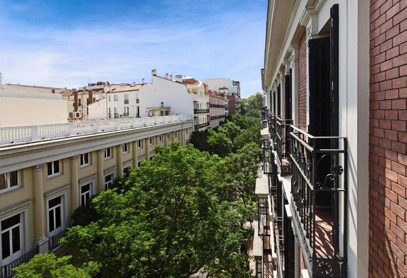 اتاق اجرایی, One Shot Recoletos 04