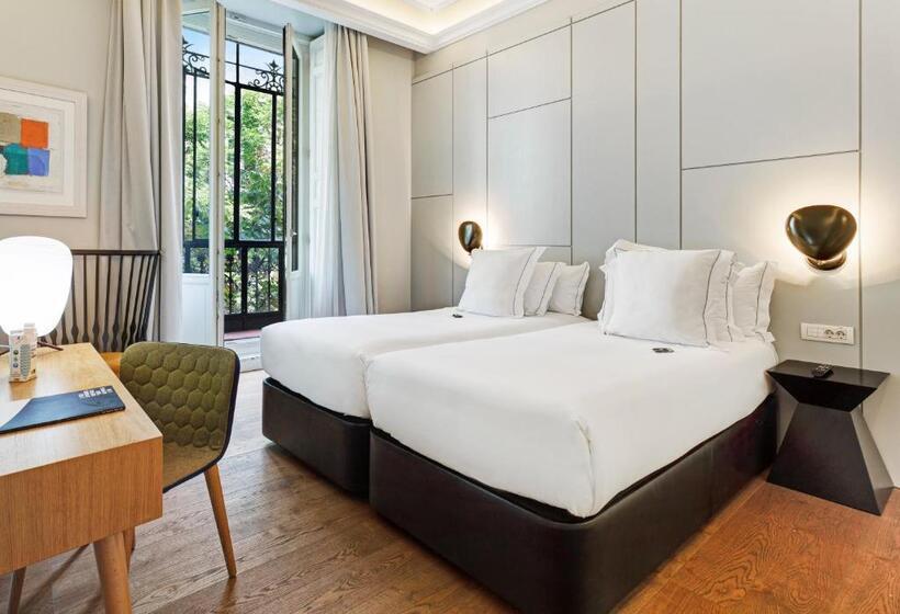 اتاق پرمیوم, One Shot Recoletos 04