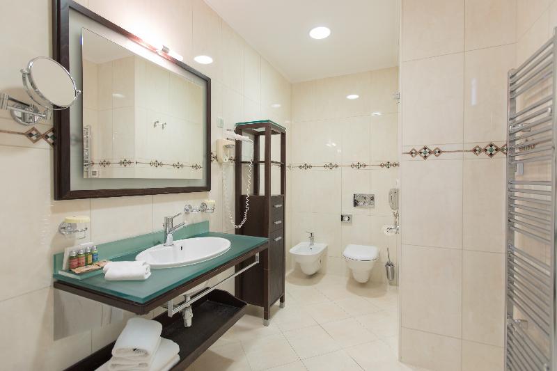 디럭스 스위트, Royal Palm