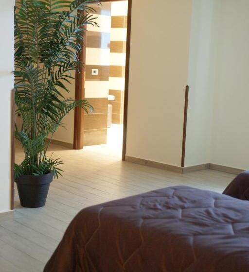 غرفة قياسية رباعية, Sofia