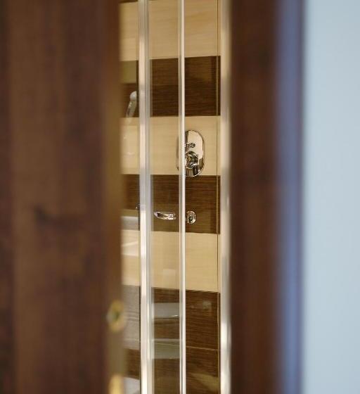 غرفة قياسية فردية, Sofia