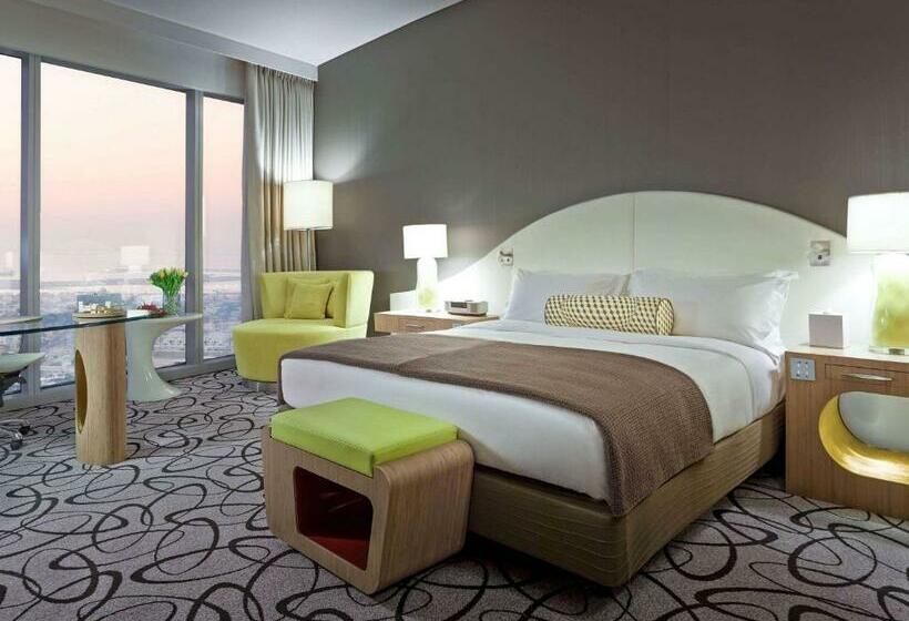 اتاق لوکس با تخت بزرگ, Sofitel Dubai Downtown