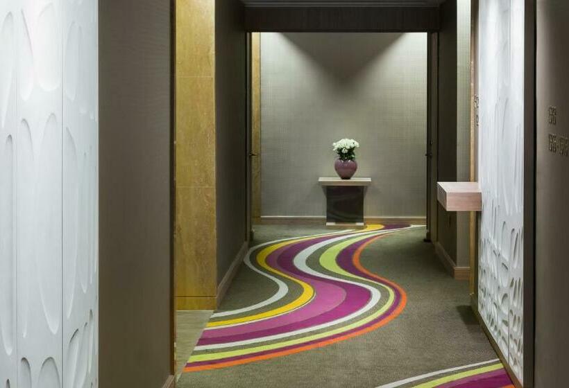 اتاق دلوکس با تخت کینگ و چشمانداز, Sofitel Dubai Downtown