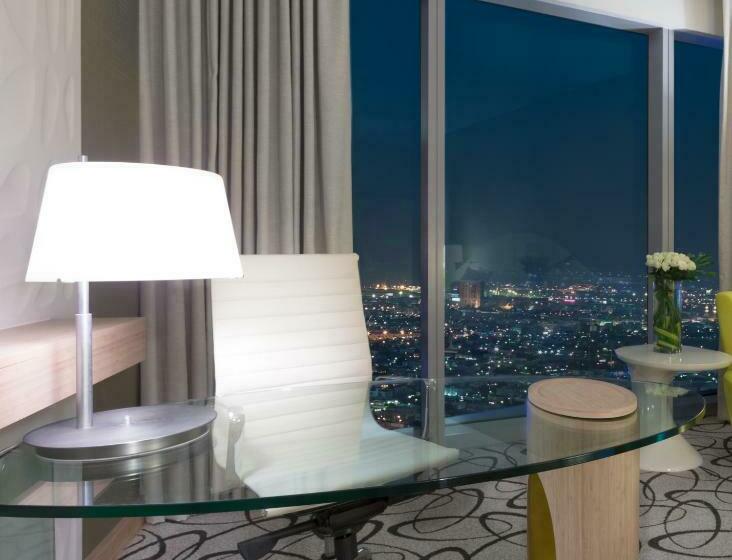 اتاق لوکس با چشمانداز, Sofitel Dubai Downtown