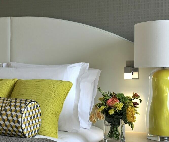 اتاق لوکس با چشمانداز, Sofitel Dubai Downtown