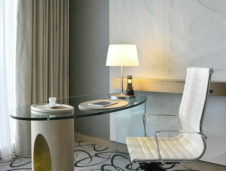 اتاق لوکس با چشمانداز, Sofitel Dubai Downtown