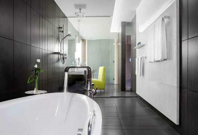 سوئیت جونیور با تخت بزرگ, Sofitel Dubai Downtown