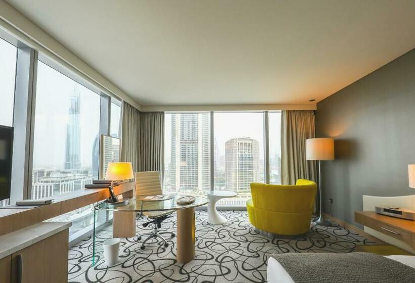 Полулюкс Кровать Кинг, Sofitel Dubai Downtown