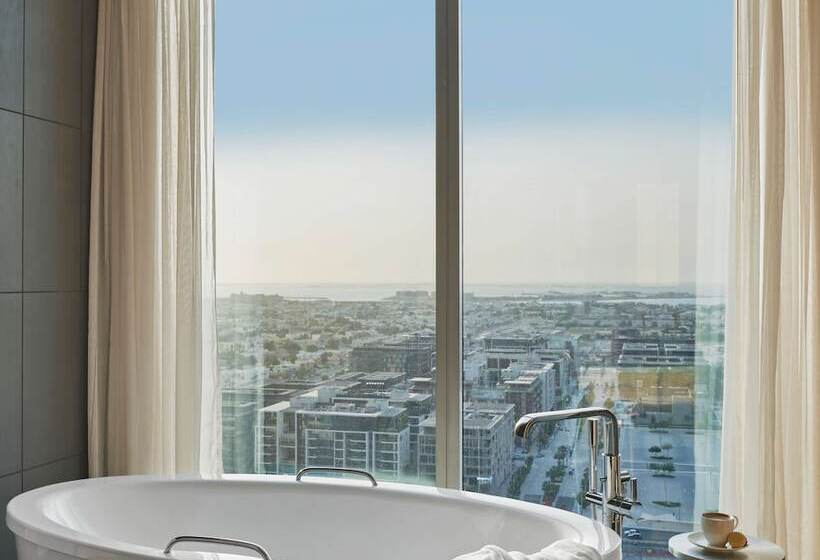 سوئیت کلوب با چشمانداز, Sofitel Dubai Downtown
