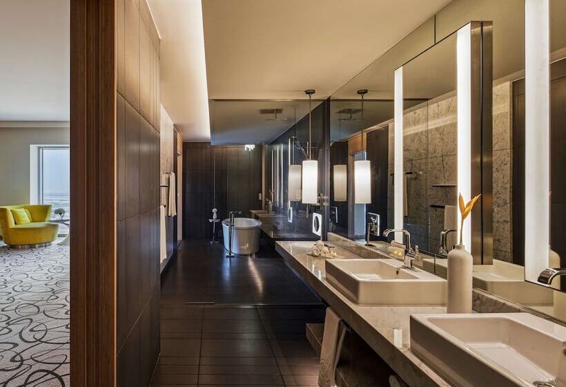 اتاق لوکس با چشمانداز, Sofitel Dubai Downtown