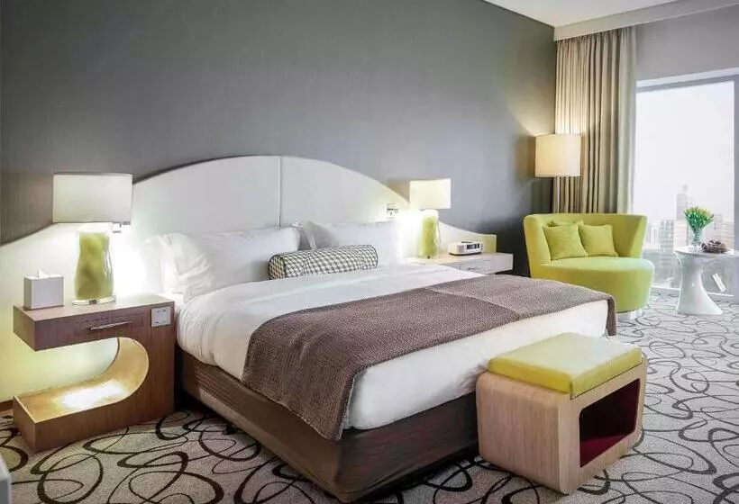 اتاق دلوکس با تخت کینگ و چشم‌انداز, Sofitel Dubai Downtown